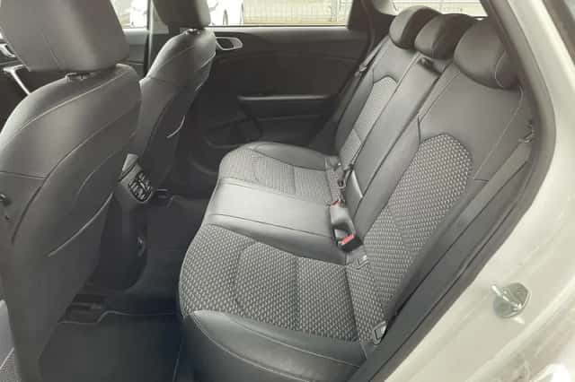 Kia Ceed Sportswagon (2022) thumbnail 15