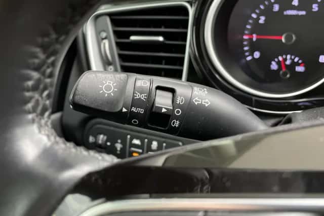 Kia Ceed Sportswagon (2022) thumbnail 16