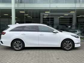 Kia Ceed Sportswagon (2022) thumbnail 4