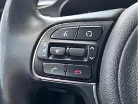 Kia Optima (2019) thumbnail 23