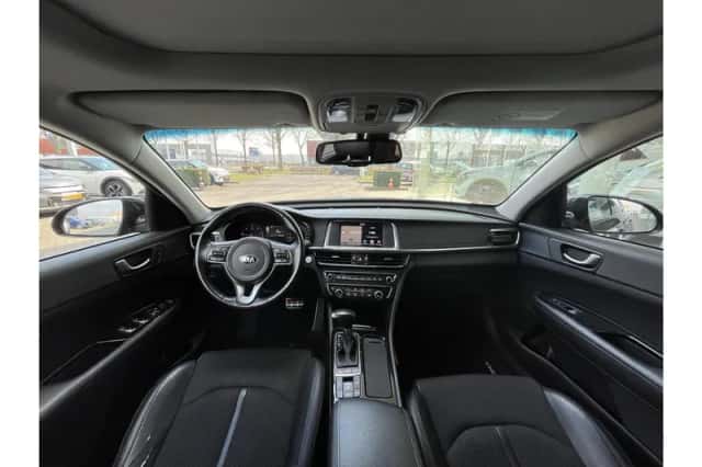 Kia Optima (2019) thumbnail 10