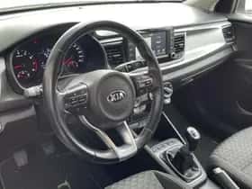 Kia Rio (2020) thumbnail 11