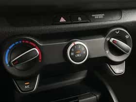 Kia Rio (2020) thumbnail 18