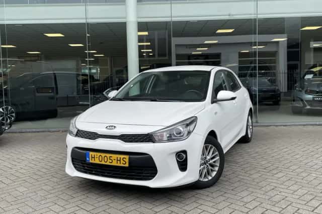 Kia Rio (2020) thumbnail 32