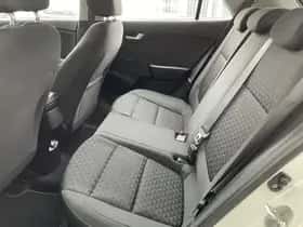 Kia Rio (2020) thumbnail 9