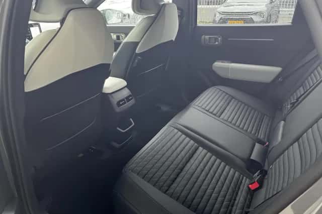 Kia EV4 (2025) thumbnail 14