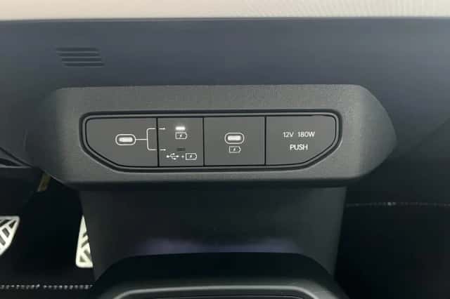 Kia EV4 (2025) thumbnail 18