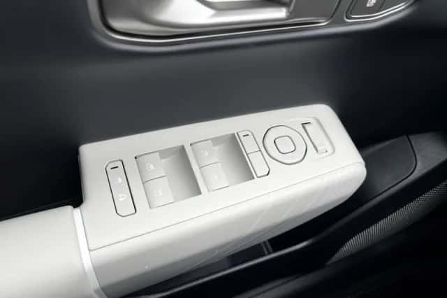 Kia EV4 (2025) thumbnail 20