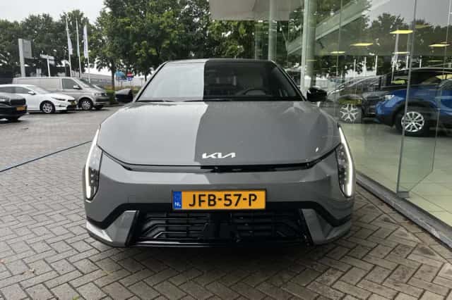 Kia EV4 (2025) thumbnail 4