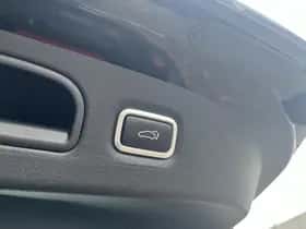Kia Stinger (2018) thumbnail 12