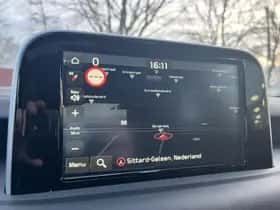Kia Stinger (2018) thumbnail 24