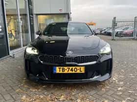 Kia Stinger (2018) thumbnail 4
