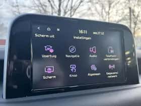 Kia Stinger (2018) thumbnail 37