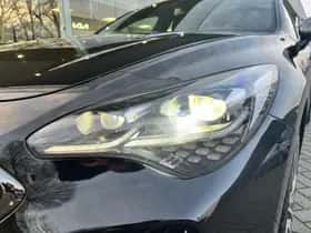 Kia Stinger (2018) thumbnail 42