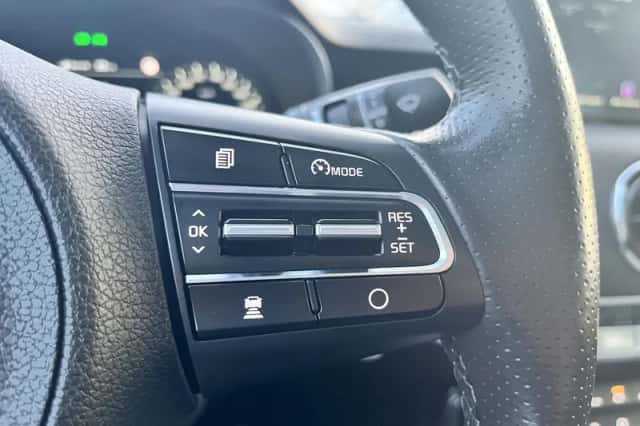 Kia Stinger (2018) thumbnail 43