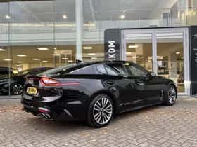 Kia Stinger (2018) thumbnail 8