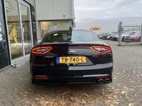 Kia Stinger (2018) thumbnail 9