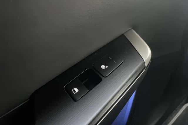 Kia EV6 (2025) thumbnail 17