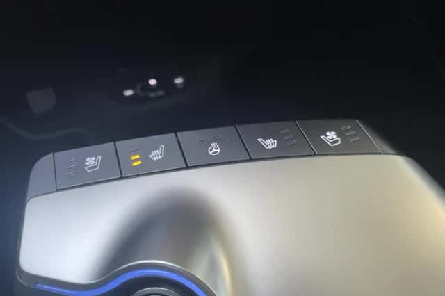 Kia EV6 (2025) thumbnail 25