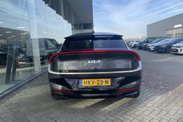 Kia EV6 (2025) thumbnail 7
