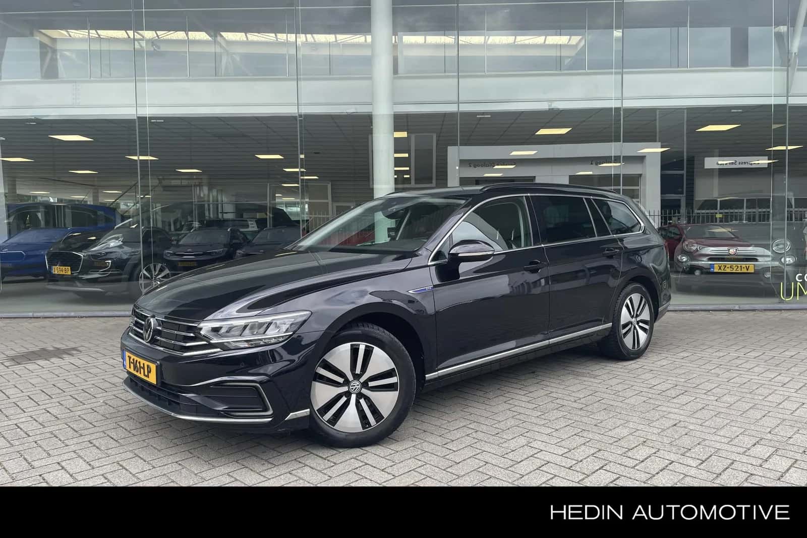 Volkswagen Passat (2021) — foto 1