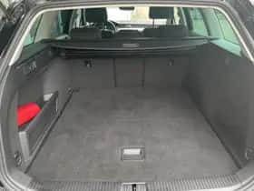 Volkswagen Passat (2021) thumbnail 12
