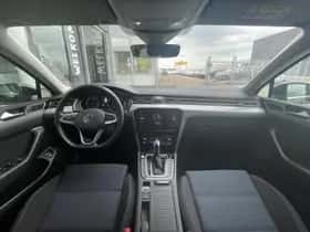 Volkswagen Passat (2021) thumbnail 13