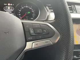 Volkswagen Passat (2021) thumbnail 25