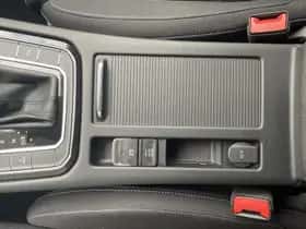 Volkswagen Passat (2021) thumbnail 28