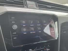 Volkswagen Passat (2021) thumbnail 31