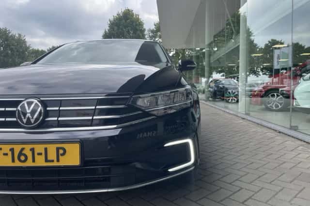 Volkswagen Passat (2021) thumbnail 10