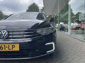 Volkswagen Passat (2021) thumbnail 10
