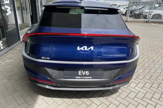Kia EV6 (2025) thumbnail 5