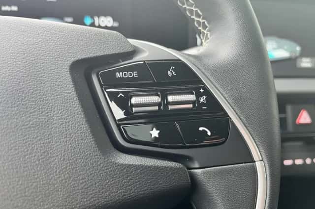 Kia EV6 (2024) thumbnail 24