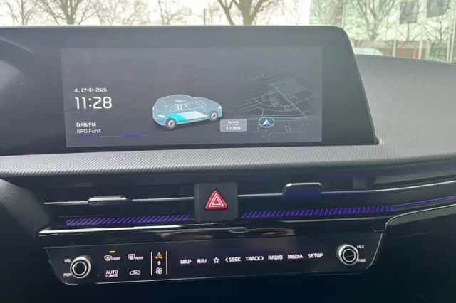 Kia EV6 (2024) thumbnail 26