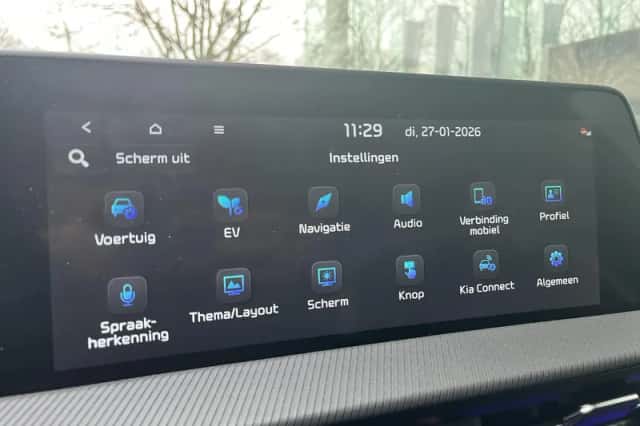 Kia EV6 (2024) thumbnail 32