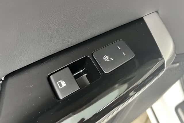 Kia EV6 (2024) thumbnail 33