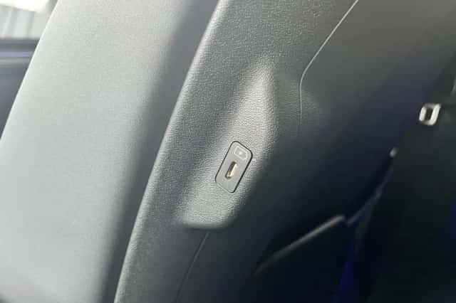 Kia EV6 (2024) thumbnail 38