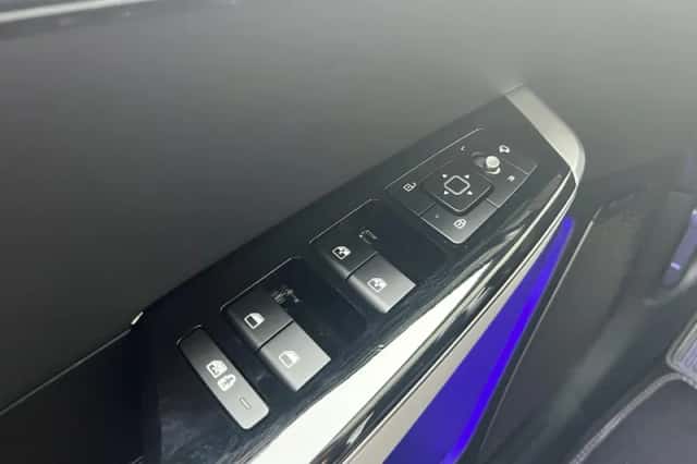 Kia EV6 (2024) thumbnail 39