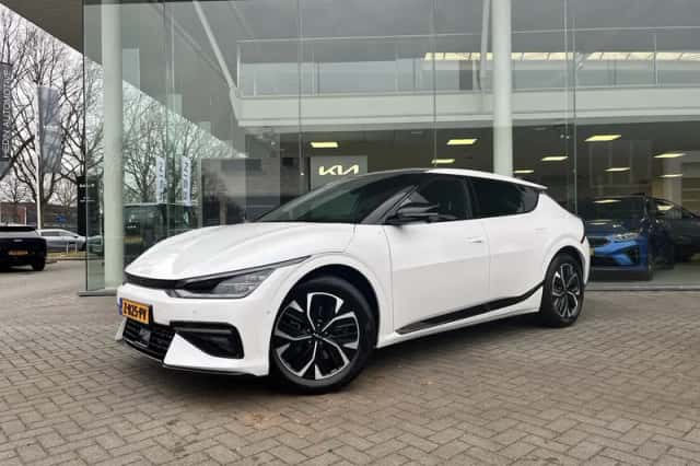 Kia EV6 (2024) thumbnail 41