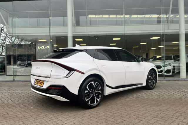 Kia EV6 (2024) thumbnail 8