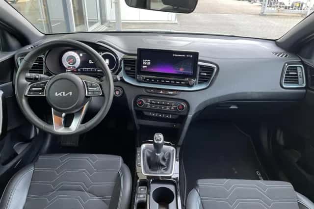 Kia Ceed Sportswagon (2025) thumbnail 8
