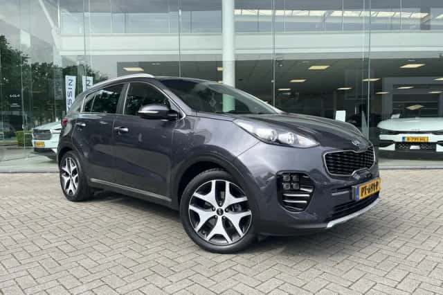 Kia Sportage (2017) thumbnail 2