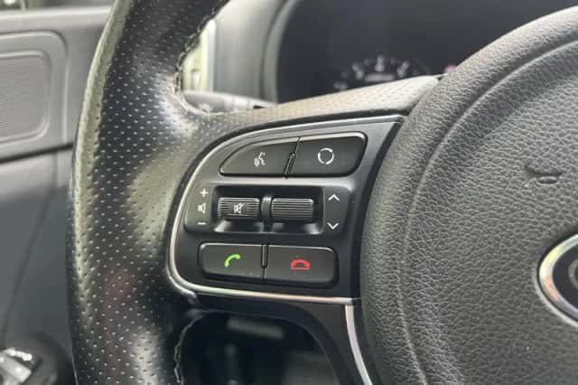 Kia Sportage (2017) thumbnail 20