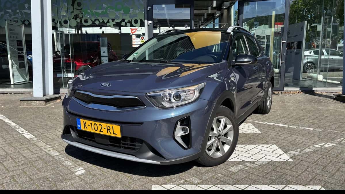 Kia Stonic (2021) — foto 1