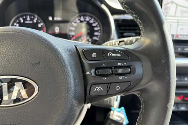 Kia Stonic (2021) thumbnail 12