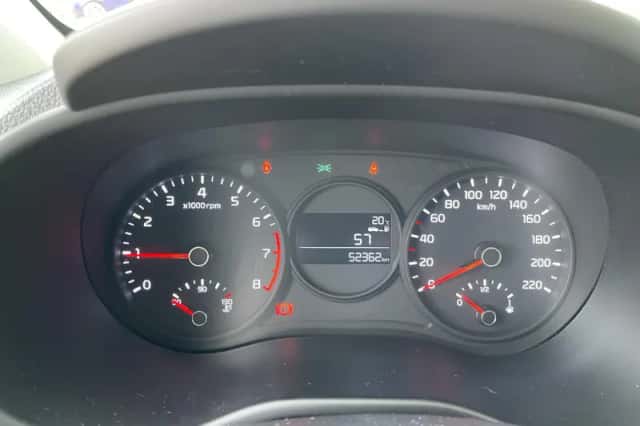 Kia Picanto (2020) thumbnail 11