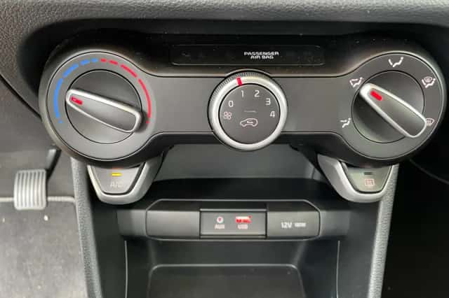 Kia Picanto (2020) thumbnail 14