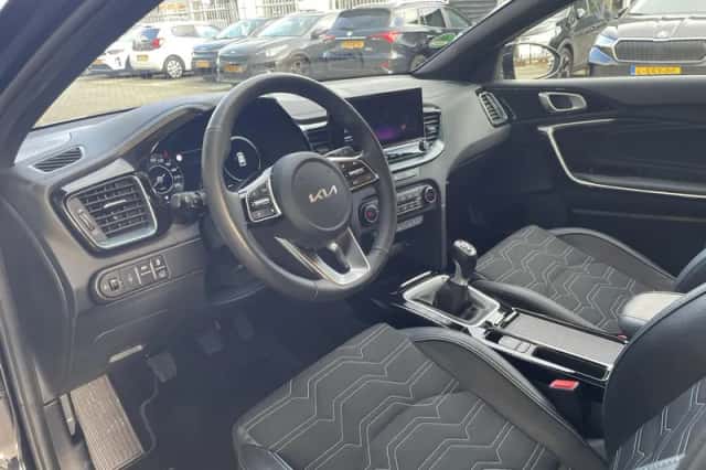 Kia Ceed Sportswagon (2025) thumbnail 13