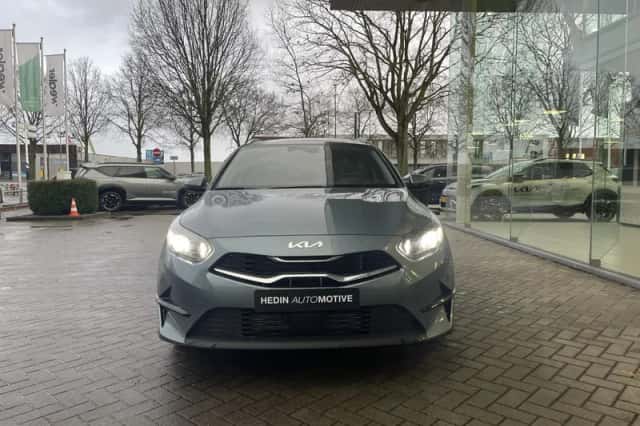 Kia Ceed Sportswagon (2025) thumbnail 2